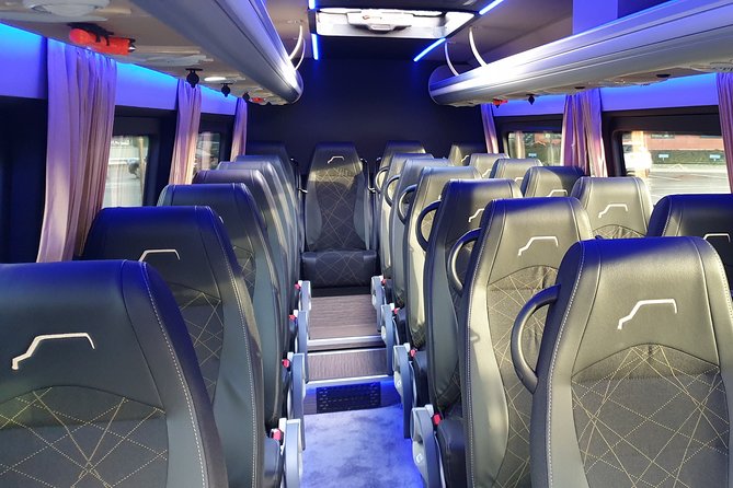 1-15 persons Taxi or Bus Transfer Amsterdam in Amsterdam City - Why this Amsterdam transfer works so well for groups