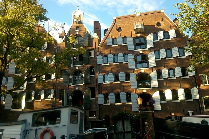 1,5 hours Amsterdam Rickshaw Tour - Magere Brug: One of Amsterdam’s Best “Stop for Photos” Bridges