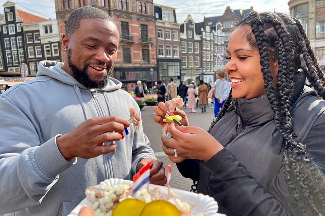 10 Tastes of Amsterdam: Food Tour by UNESCO Canals and Jordaan - Gastrovino cellar cheese, Gouda tastings, and your first drink pairing