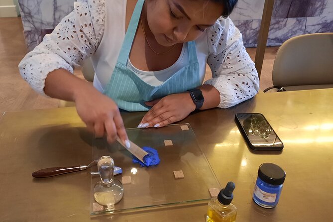 2 Hour Making Rembrandt's Traditional Oil Paints in Amsterdam - A few realistic tips to make your 2 hours go smoothly