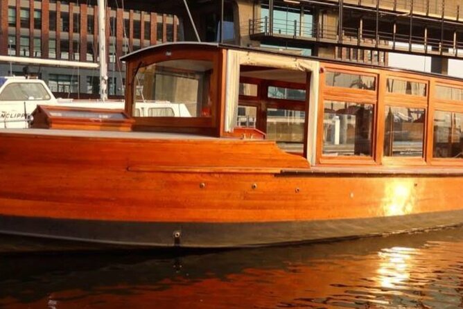 A unique experience! Semi private cruise. Authentic stylish boat! Book Leemstar! - Comfort that actually matters in Amsterdam weather