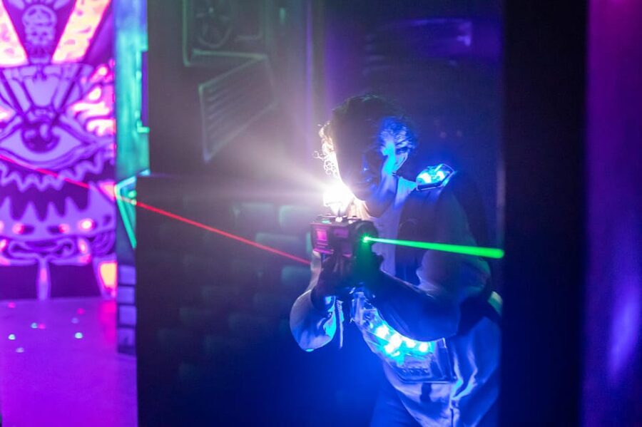 Aloha Amsterdam: Laser Tag Experience - Timing, Check-In, and the One Thing to Build in Your Plan