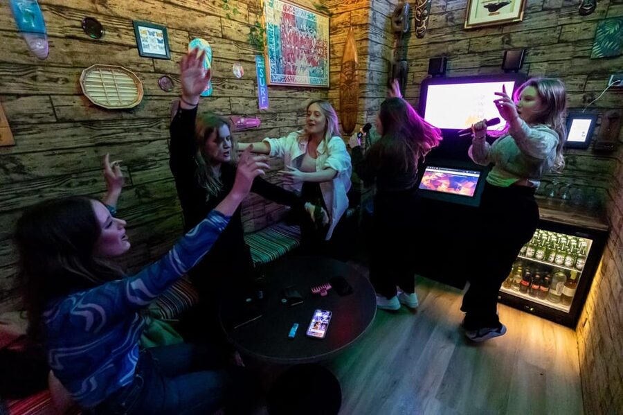 Aloha Amsterdam: Private Karaoke Booth with 20.000 Songs - Who This Fits Best in Your Amsterdam Trip