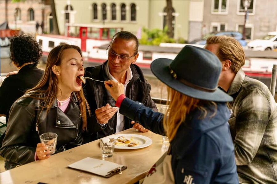 Amsterdam: 10 Tastings Guided Food Tour by UNESCO Canals - The walking reality: 3 km sounds easy, but wear good shoes