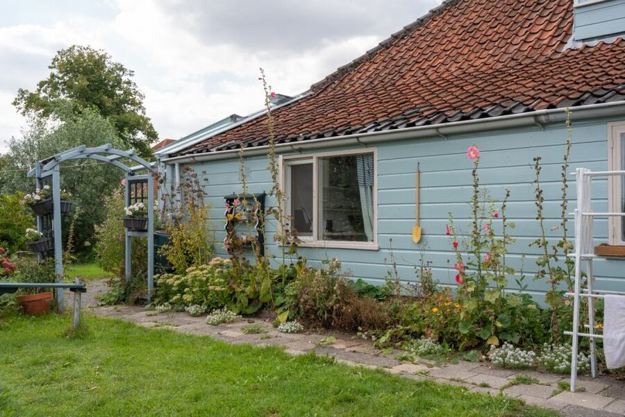 Amsterdam: 2-Hour Guided Canoe Trip - Weather Reality Check: When the Water Changes Plans