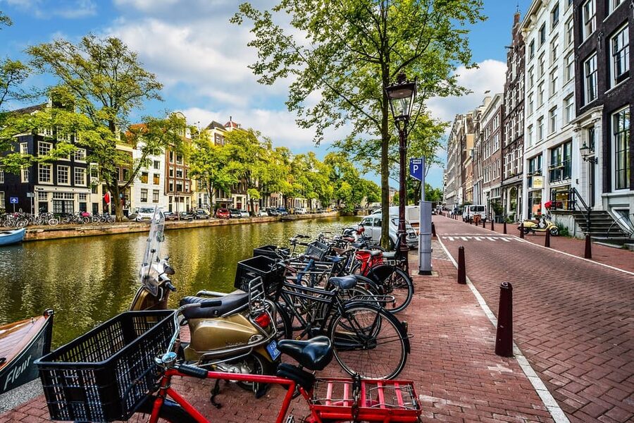 Amsterdam: 3-Hour Private Bike Tour of the City Center - Heineken Brewery on the route, a landmark without a long detour