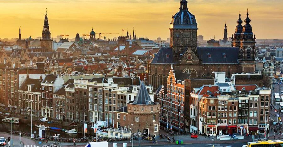 Amsterdam: 3-Hour Private Highlights City Tour by Minivan - The value math: $618 per group for 3 hours