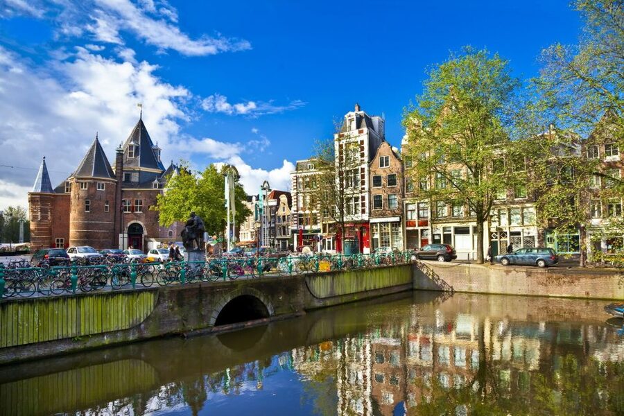 Amsterdam: 3-Hour Private Highlights City Tour by Minivan - Anne Frank House area: moving with care