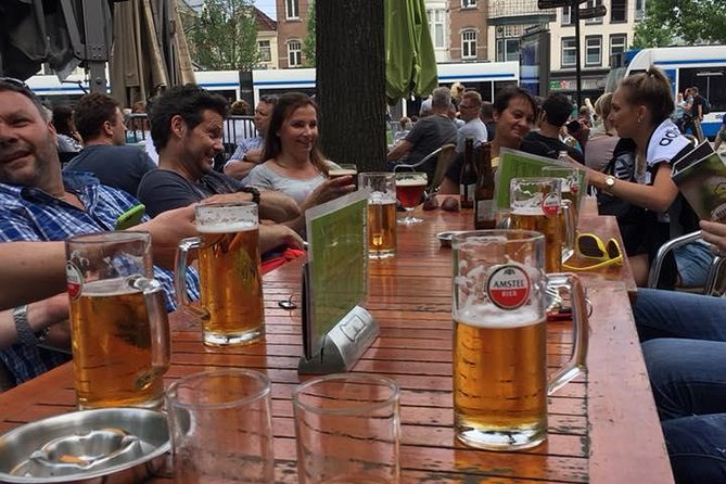 Amsterdam 3 hrs Bike Tour – live guide En/Fr/De/Nl/Sp - Jordaan: canals, art galleries, and the city’s change of fortune