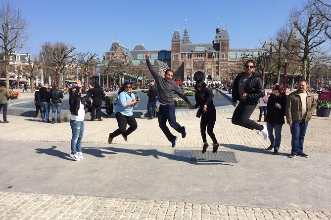 Amsterdam 3 hrs Bike Tour – live guide En/Fr/De/Nl/Sp - Anne Frank House: a brief look, so plan your real visit separately