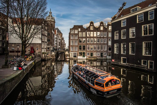 Amsterdam 4 Hours Private Photo Walk - A coffee start that sets the whole tone
