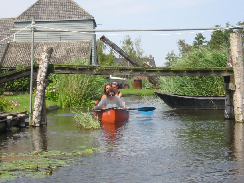 Amsterdam 5-Hour Guided Canoe Trip in the Wetlands - Canoe time: 2 to 3 paddlers per canoe in dense reeds