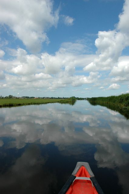 Amsterdam 5-Hour Guided Canoe Trip in the Wetlands - Drinks before and after: the quiet comfort detail