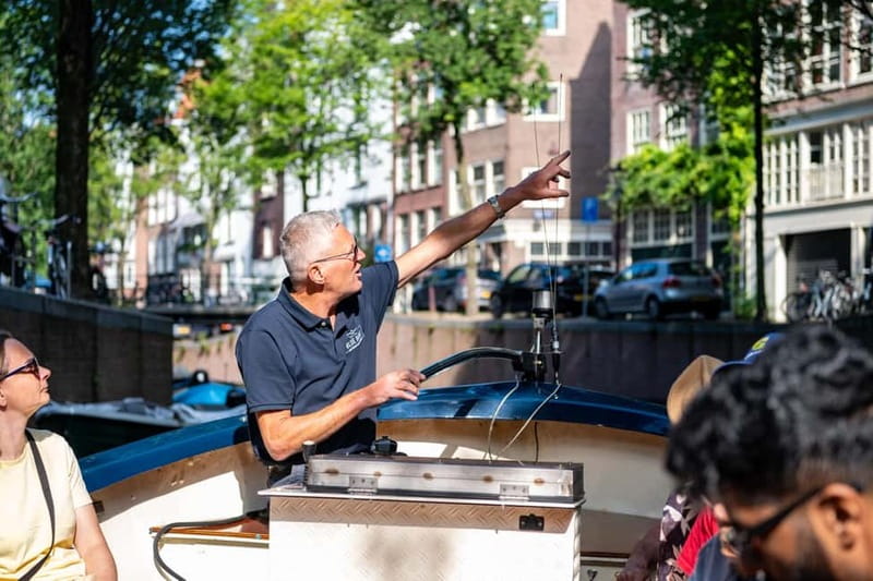 Amsterdam: 75 minute Open Boat Canal Cruise with Live Guide - The 75 minutes route, stop by stop