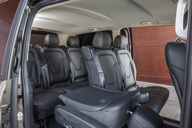 Amsterdam Airport Private Arrival Transfer by Luxury Van - From Schiphol gate to hotel front door, fast