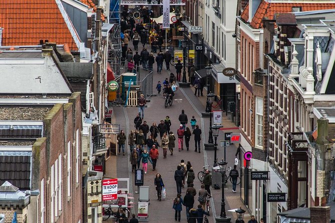 Amsterdam Airport Schiphol & Amsterdam City to Utrecht - Chauffeurs With 20+ Years of Experience and a Safety Focus
