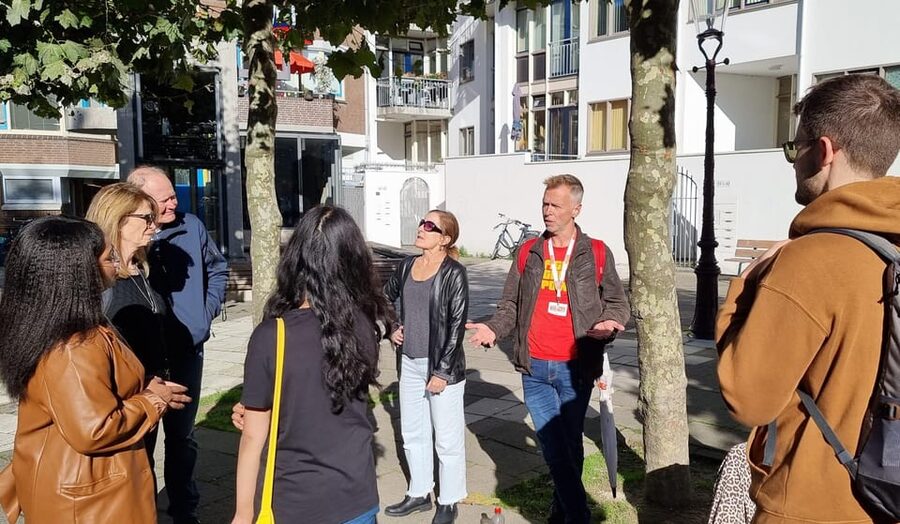 Amsterdam All In One Tour Walking Tour - Beurs van Berlage: Architecture as a Clue to the Golden Age