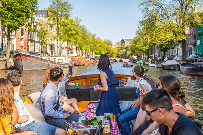 Amsterdam All-Inclusive 90-Minutes Heated Cruise by Captain Jack - The Guides: Captain Style and the Names You Might Hear