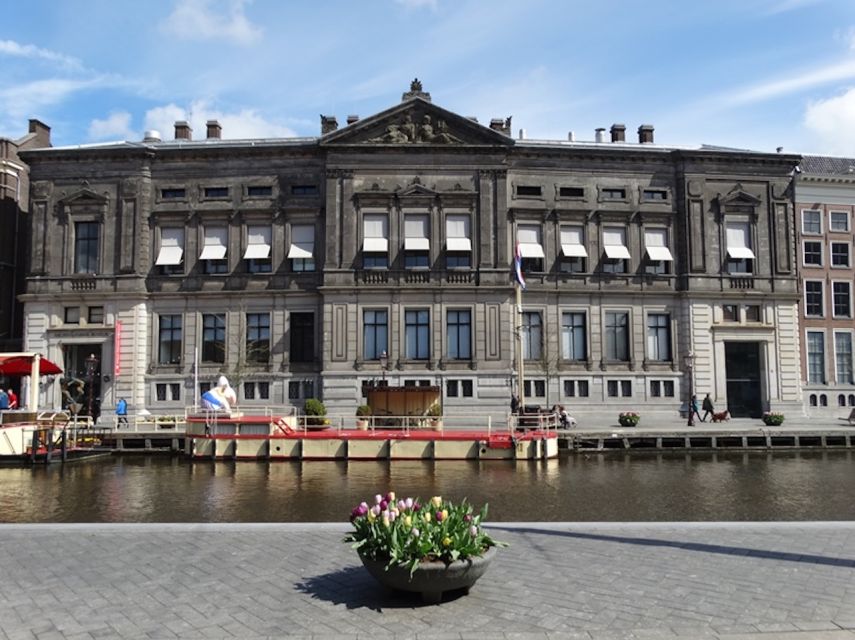 Amsterdam: Allard Pierson Heritage Collections Entry Ticket - Entering the Permanent Presentation: How the Museum Links Ancient and Modern Worlds