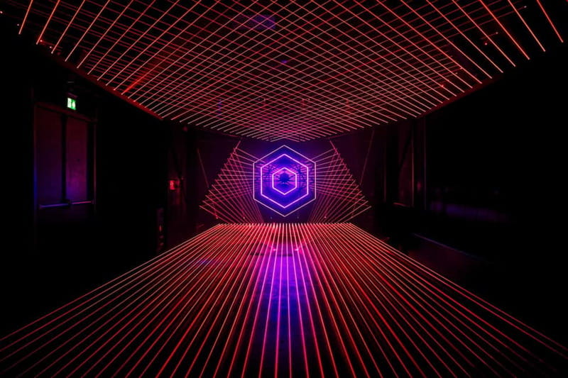 Amsterdam: AMAZE Immersive Audiovisual Experience Ticket - Walking In: The Westhaven Club Feel and Lounge Setup