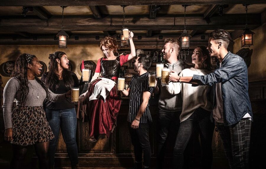 Amsterdam: Amsterdam Dungeon Entrance Ticket - The dark labyrinth, tunnels, and jump scares (what to plan for)