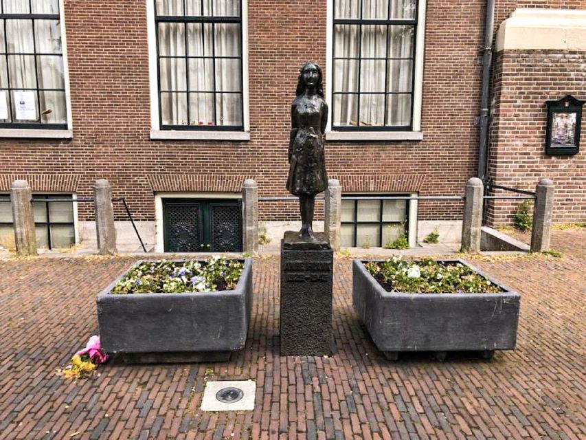 Amsterdam: Anne Frank and Jewish Quarter Guided Walking Tour - Portuguese Synagogue: a landmark stop that adds context