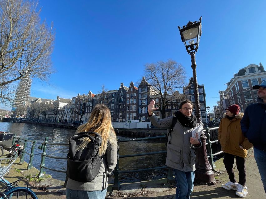 Amsterdam: Anne Frank's Last Walk & Visit the House in VR - The cafe pause: drink included, no rushing