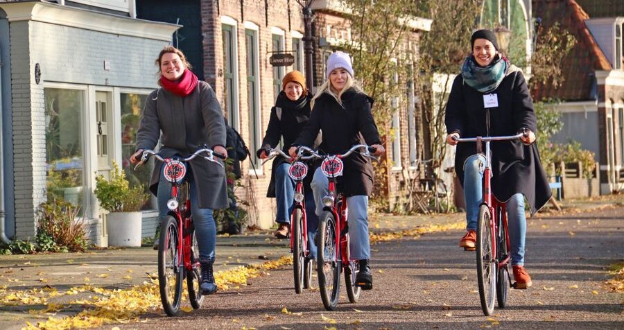 Amsterdam: Bike Tour (Noord) in German or English - Nieuwendammerdijk, Schellingwoude, and the rhythm toward the IJsselmeer