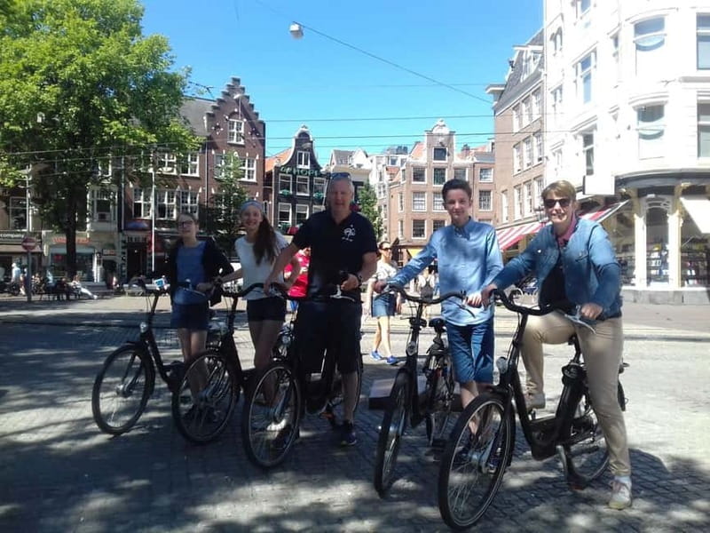 Amsterdam bike tour with a French-speaking guide local! - Why a French bike tour is the smartest first move in Amsterdam