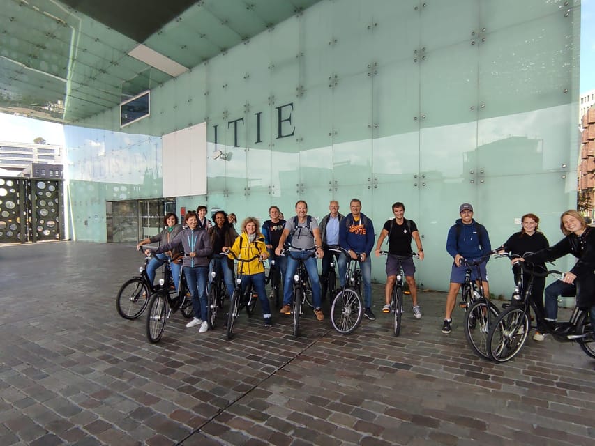 Amsterdam bike tour with a French-speaking guide local! - What you’ll learn beyond landmarks: history, culture, daily life