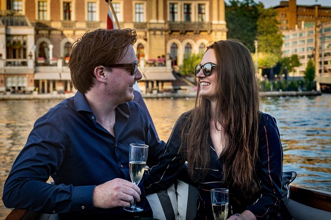 Amsterdam Breakfast Cruise on Private Luxury Boat - A private luxury boat is not just branding