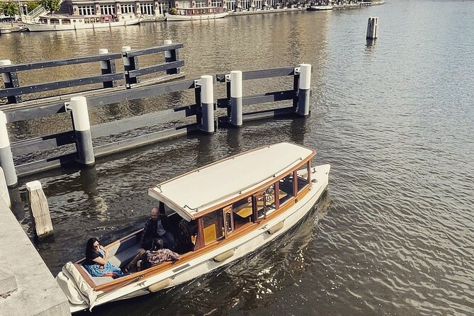 Amsterdam Breakfast Cruise on Private Luxury Boat - Meeting point and how to show up without stress