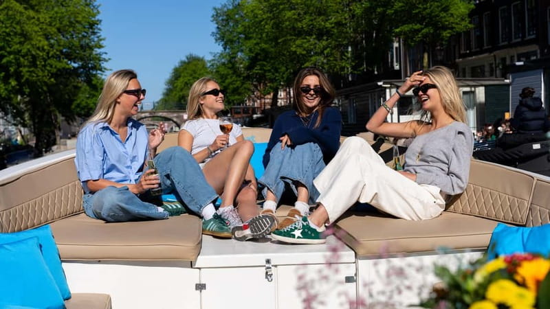 Amsterdam: Canal Cruise in Open Boat with Drink Option - Price of $22 and what you actually get