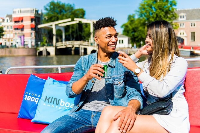 Amsterdam Canal Cruise in Open Boat with Unlimited Drinks Option - Electric open boat, close-up photos, and why the reflection problem matters