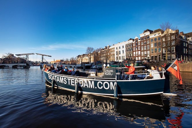 Amsterdam Canal Cruise With Live Guide and Unlimited Drinks - Why $20.40 feels fair for a guided, drink-filled canal loop