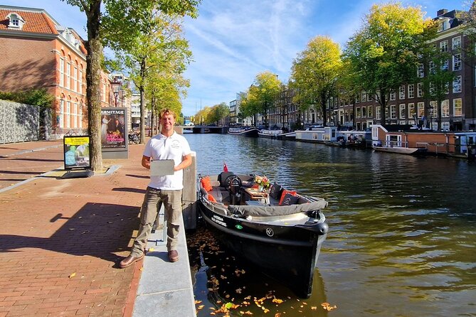 Amsterdam Canal Tour by Open Boat – 90 min Small Group Experience - Why the open boat is more than a gimmick