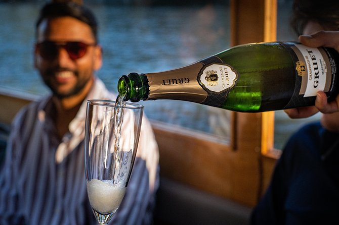 Amsterdam Champagne Private Canal Cruise - The canal route: what you will see without a long sightseeing scramble