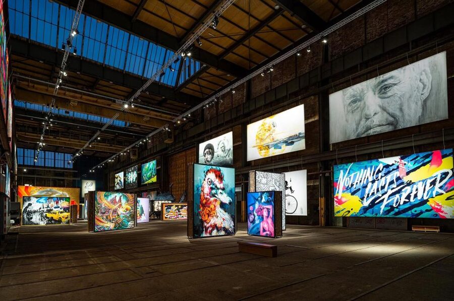 Amsterdam: City Canal Cruise & Straat Museum - Photo and social media realities: where the best shots come from