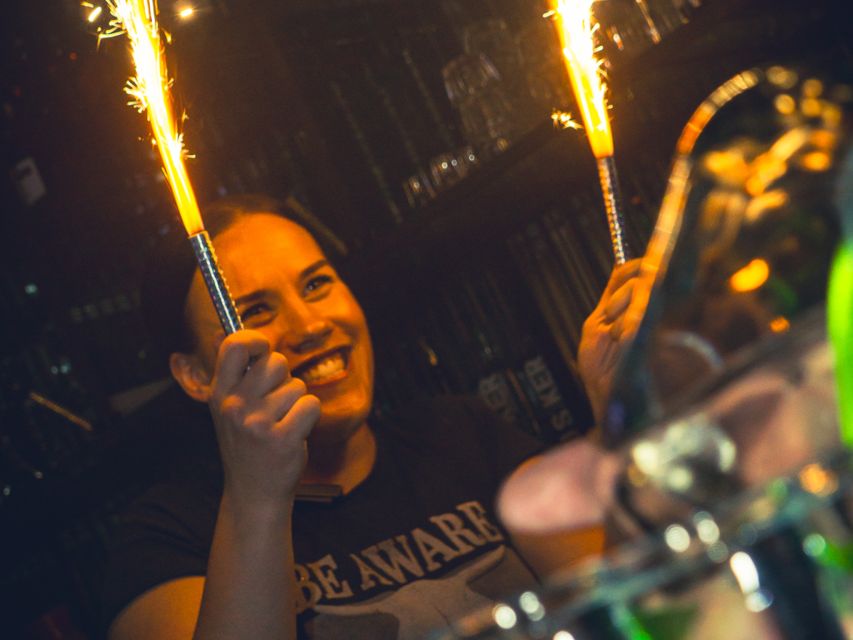 Amsterdam: City Center Bar Crawl and Nightlife Experience - Should you book it?