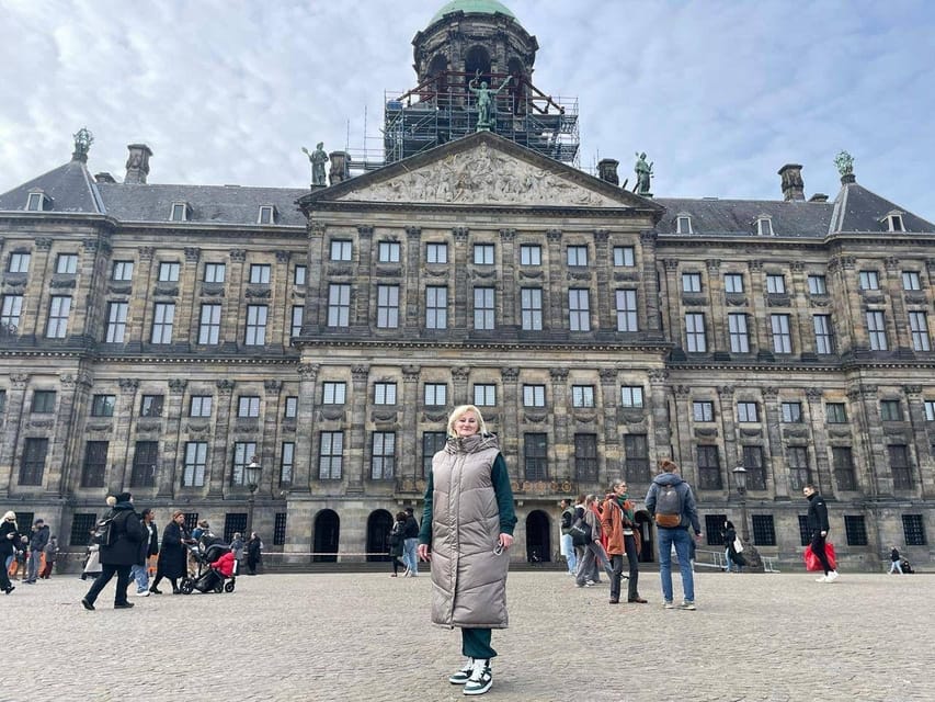 Amsterdam: City Highlights Walking Tour - Oude Kerk: the church you can feel in the walking rhythm