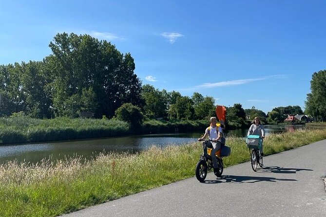 Amsterdam Countryside Bike and Kayak Tour - Stop 1, Krijtmolen d’Admiraal windmill, and how it sets the tone
