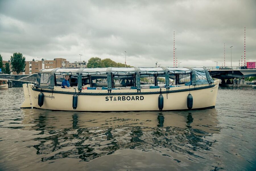 Amsterdam: Covered Canal Booze Cruise with Unlimited Drinks - Practical Tips So You Enjoy the Full Hour