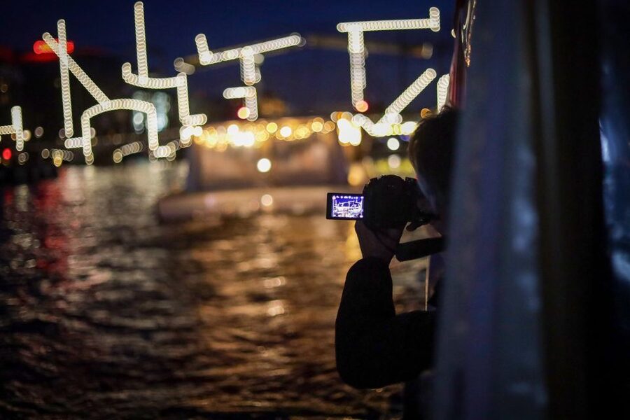 Amsterdam: Covered Canal Booze Cruise with Unlimited Drinks - Who This Works Best for (and Who Should Consider Another Option)