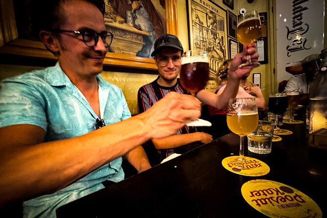 Amsterdam Craft Beer Tour - Discover the Tastiest Dutch Brews! - Het Elfde Gebod: Finishing at a Brown Bar With a Cozy Landing