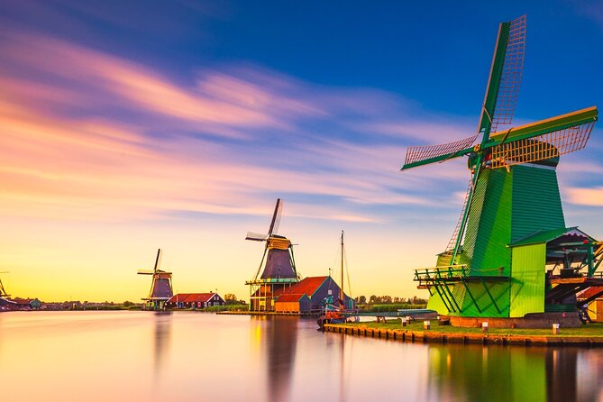 Amsterdam: Day Trip to Keukenhof & Zaanse Schans Windmills - Finding the start: This is Holland and the quick ferry hop