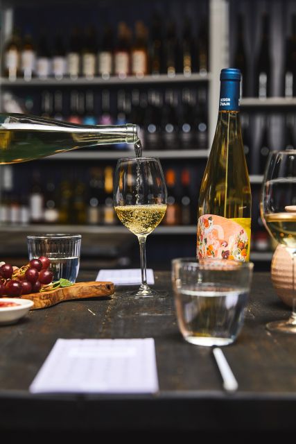 Amsterdam: Dutch Wine Tasting with Sommelier - Bread From Brothers Niemeijer, and Why It Matters