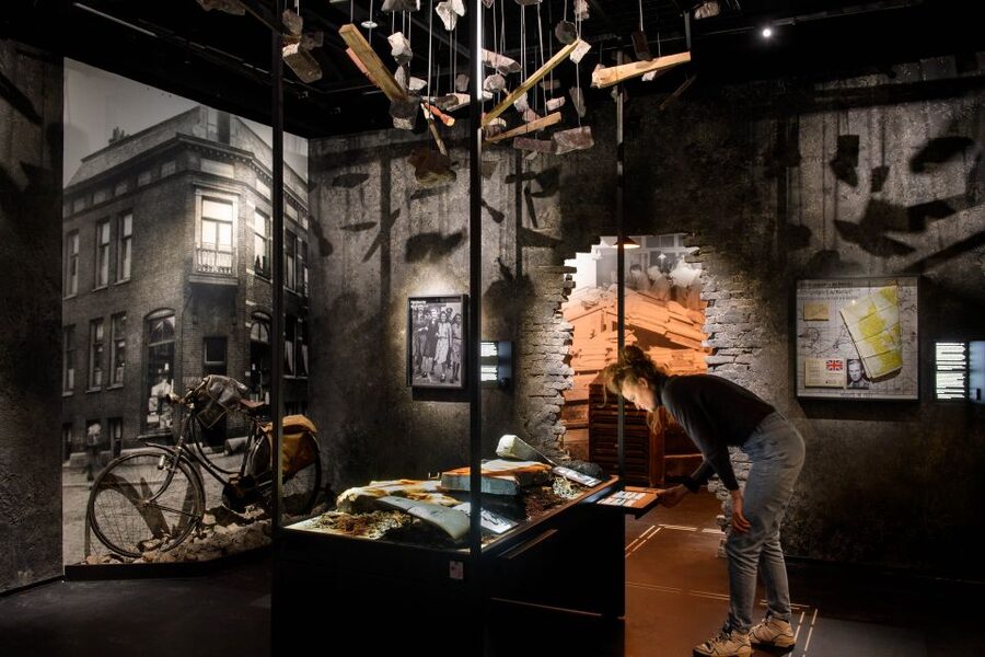 Amsterdam: Dutch WWII Resistance Museum Entry Ticket - The Audio Guide System: How You Can Control What You Hear