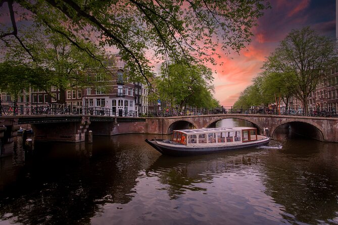 Amsterdam Evening Canal Cruise with Live Guide and Onboard Bar - The Canal Ring From the Water: Jordaan, Prinsengracht, and UNESCO-Grade Views