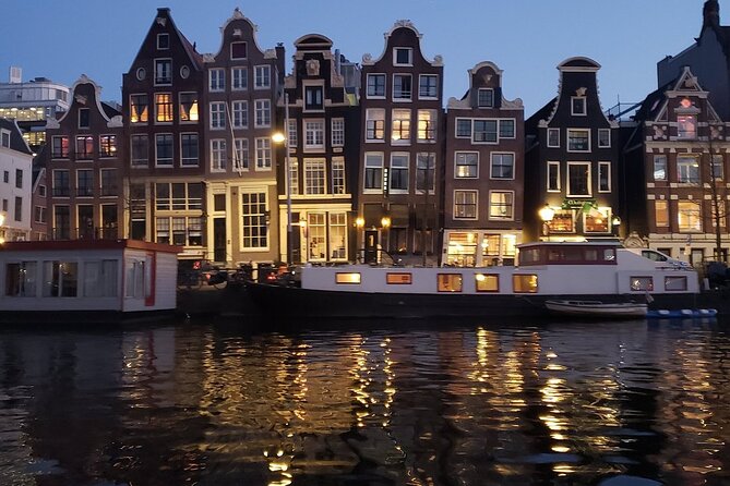 Amsterdam Evening Cosy & Small Cruise & Drinks and Bites - Sunset - Your night view starts at the Rijksmuseum dock