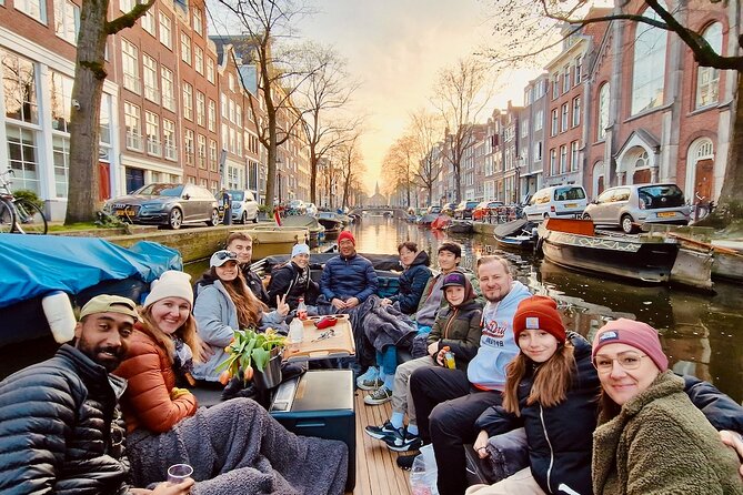 Amsterdam Evening Cruise in Small Group - Comfort, safety, and what you get included
